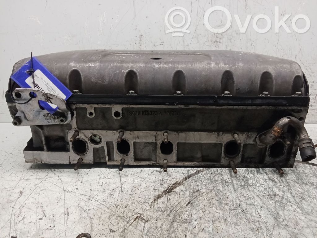 Volkswagen Touareg I Engine head 