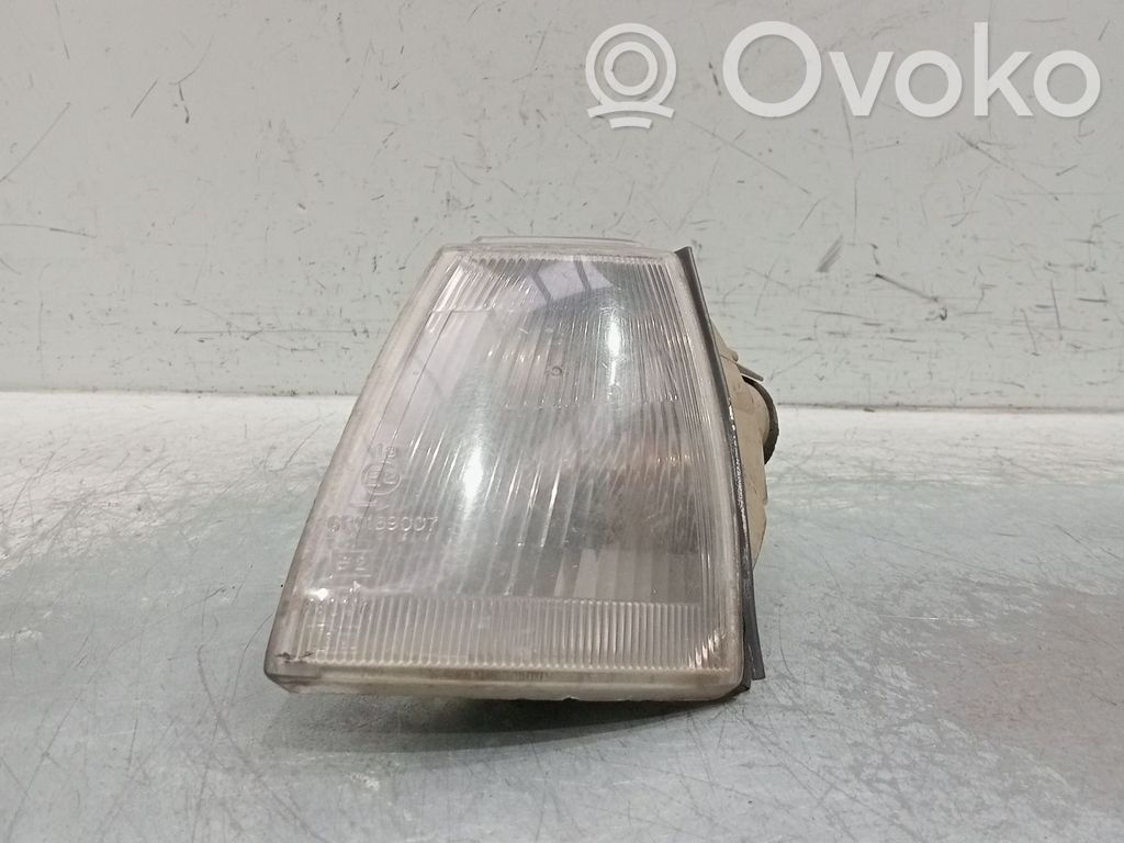 Renault Clio I Scheinwerfer 