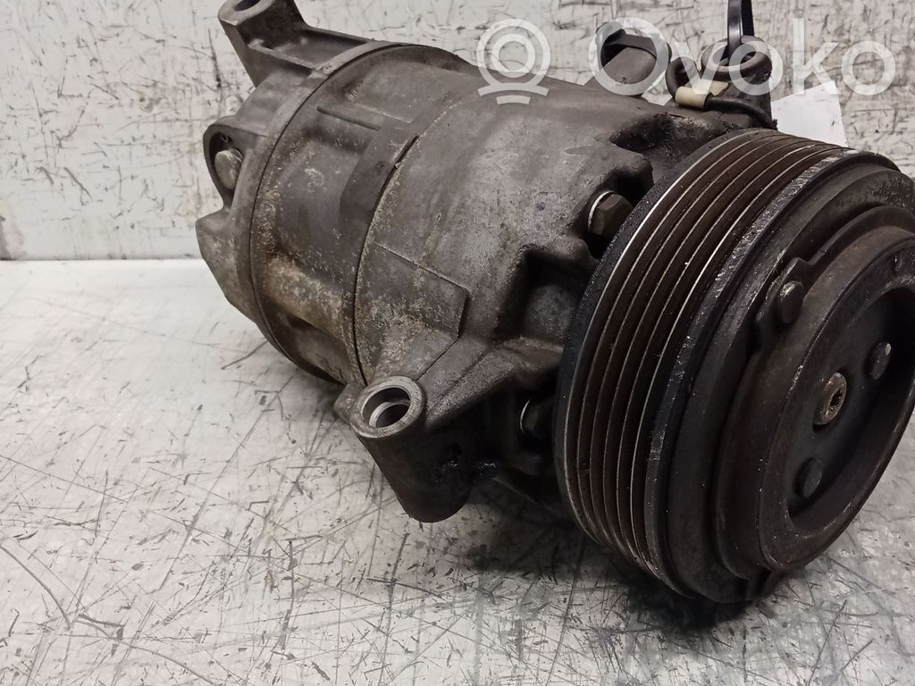Air conditioning (A/C) compressor (pump)   690866006,3R40445010