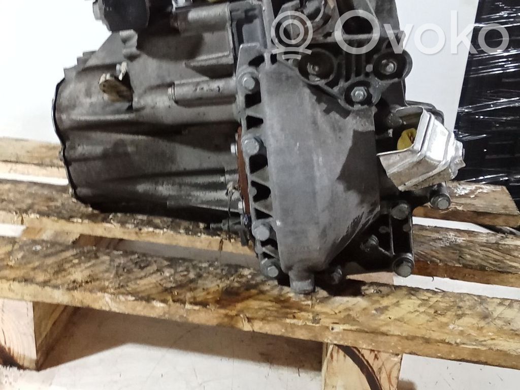 Peugeot 607 Cutie viteze manuală cu 5 trepte 