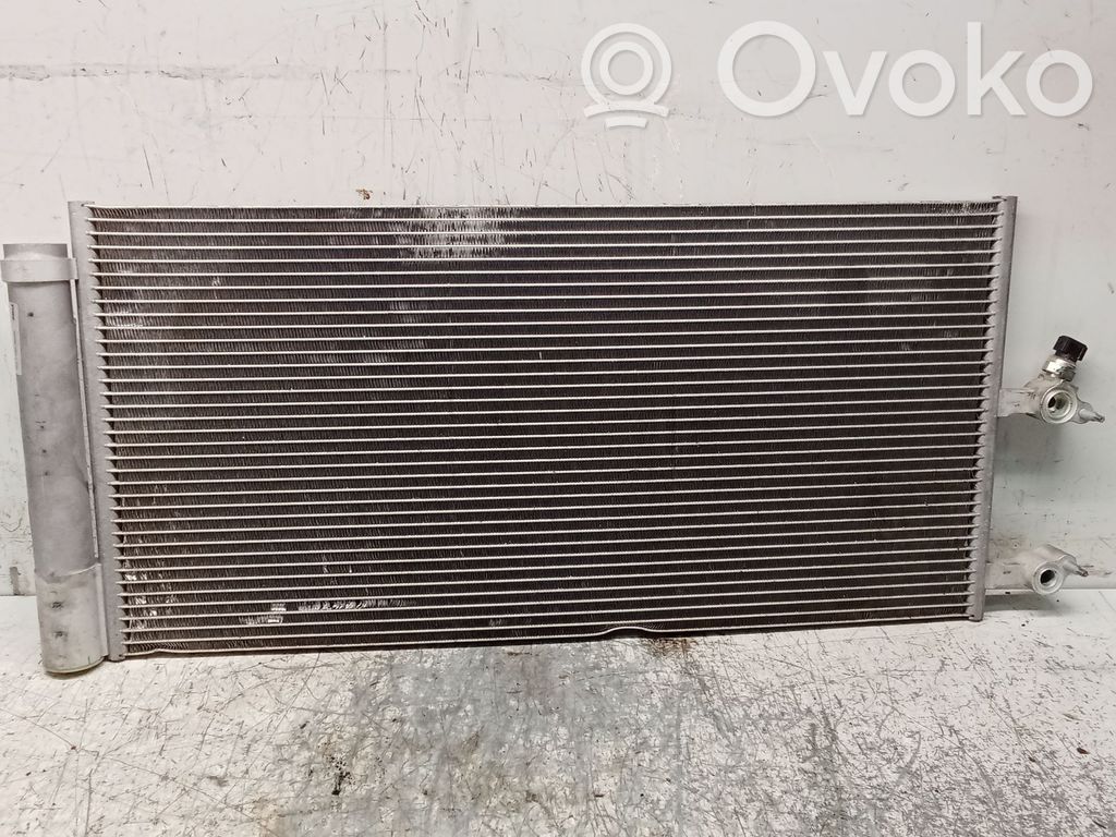Volvo V60 Radiator răcire A/C (condensor) 