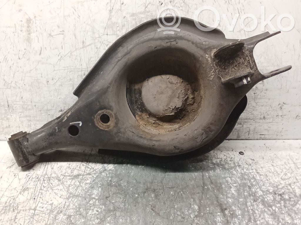 Rear control arm