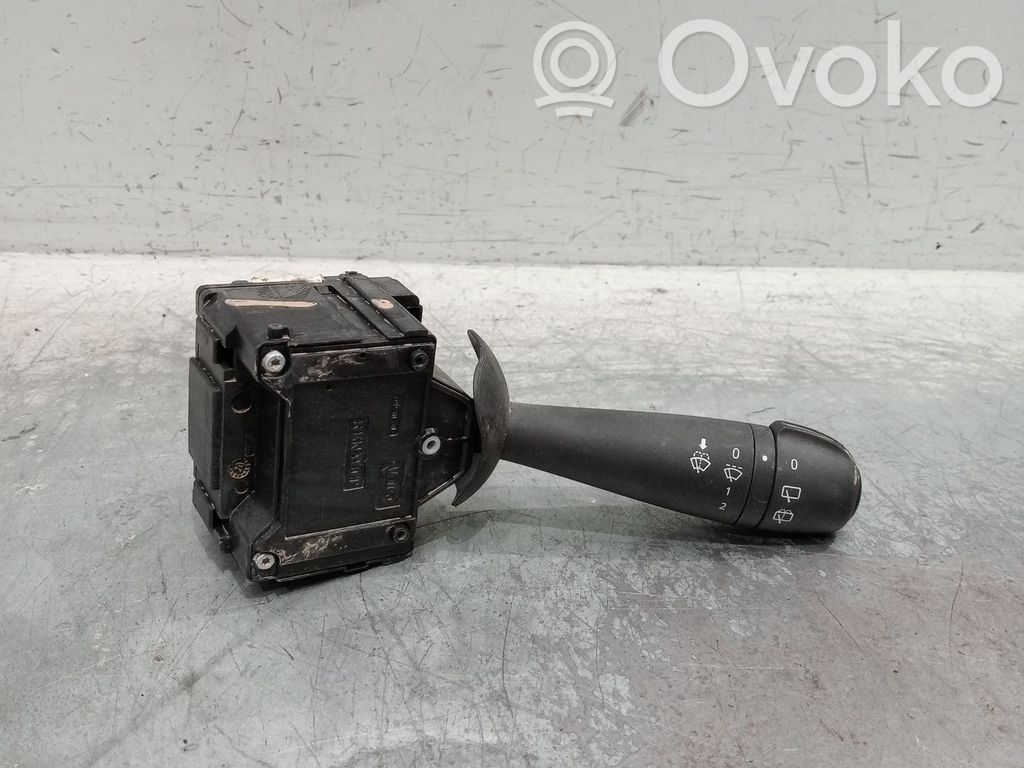 Dacia Sandero III Wiper control stalk 