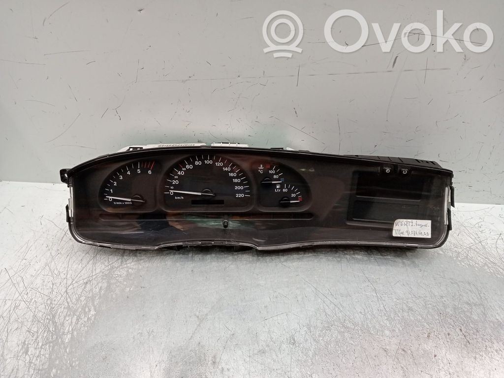 Opel Vectra B Speedometer (instrument cluster) 