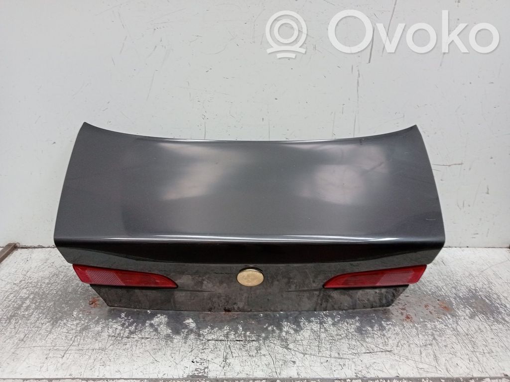 Parcel shelf   04