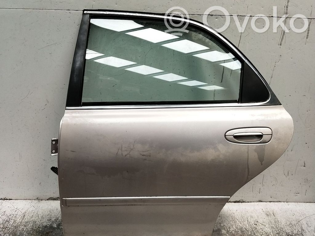 Rear door   4P