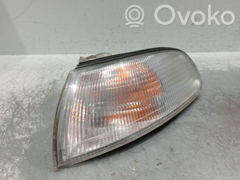 Headlight/headlamp   21061612