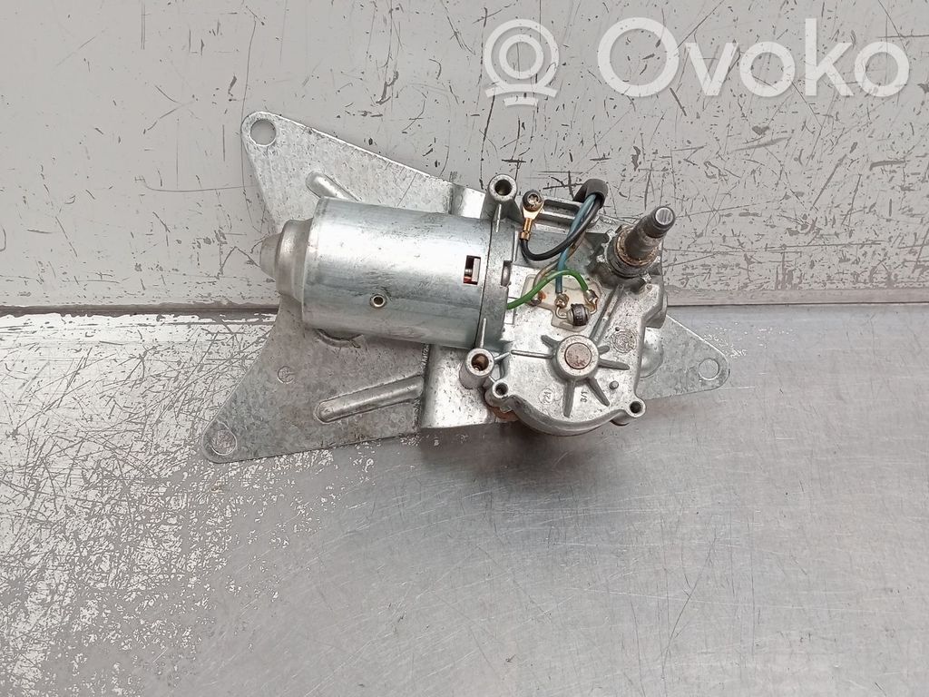 Renault Clio I Silniczek wycieraczki szyby tylnej 