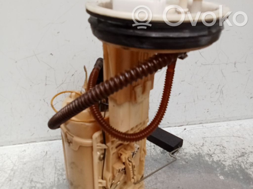 Audi A4 S4 B6 8E 8H Bomba interna de combustible 