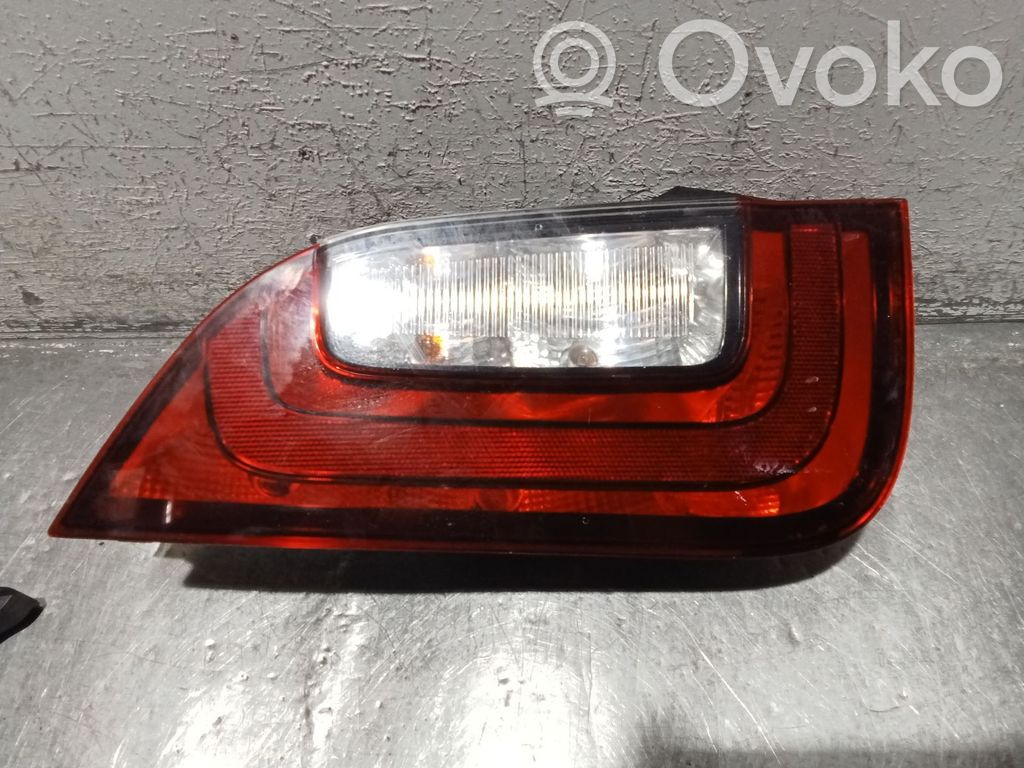 Skoda Citigo Aizmugurējais lukturis virsbūvē 