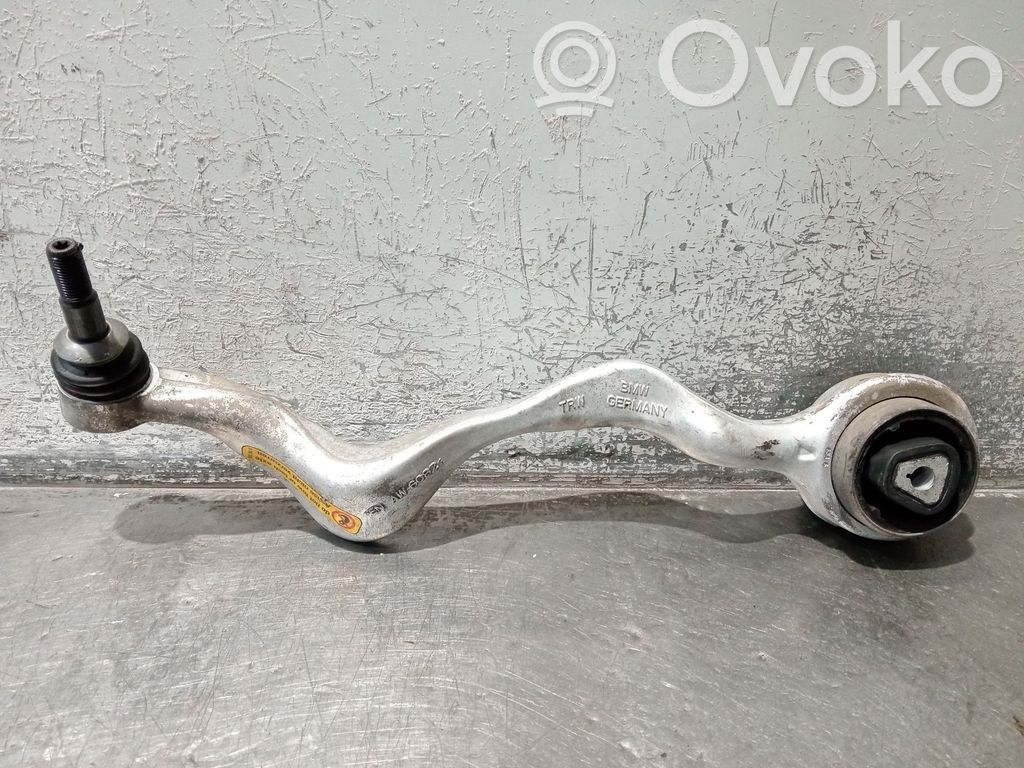 Brazo de suspensión delantero   6765305