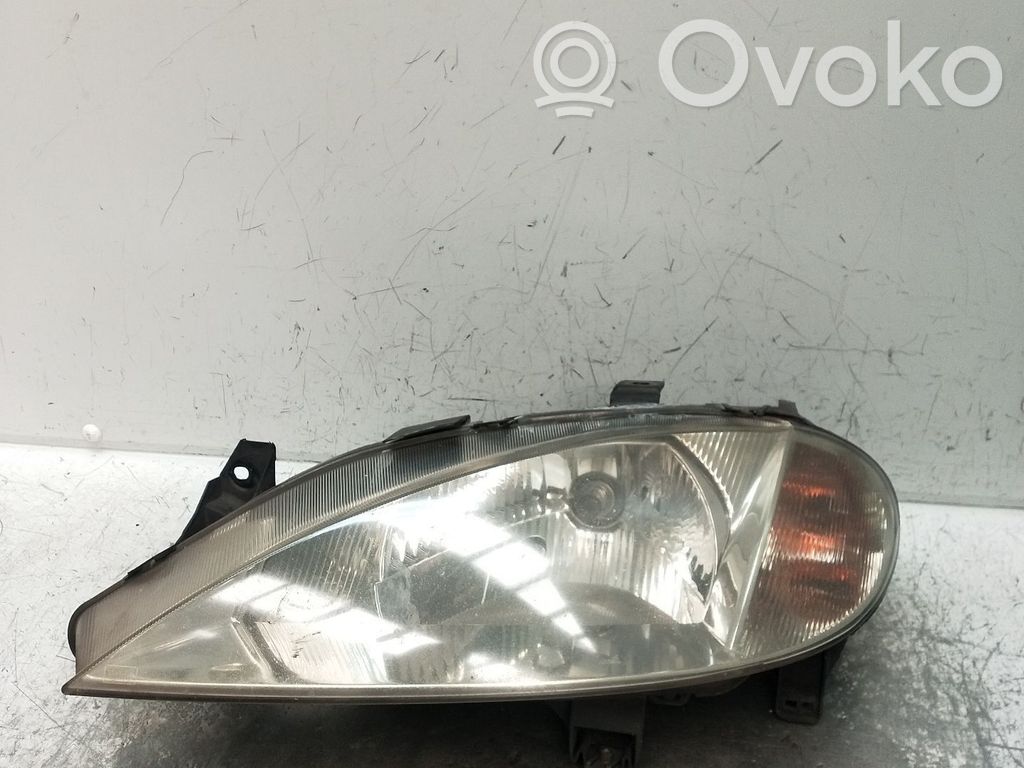 Renault Megane I Scheinwerfer 