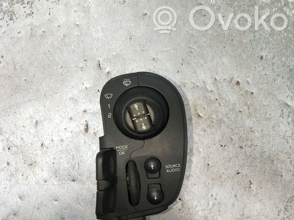 Renault Kangoo II Wiper control stalk 