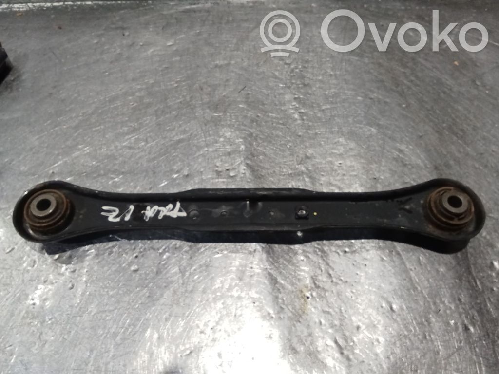 Land Rover Freelander 2 - LR2 Рычаг 