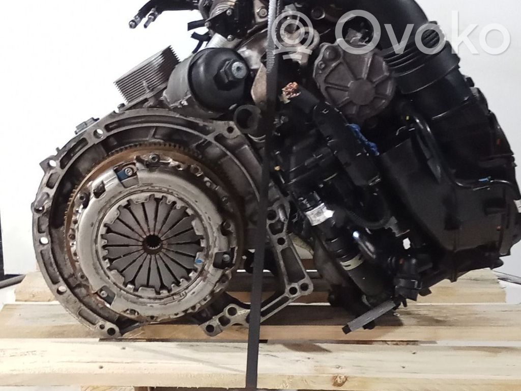Peugeot 208 I Двигатель 