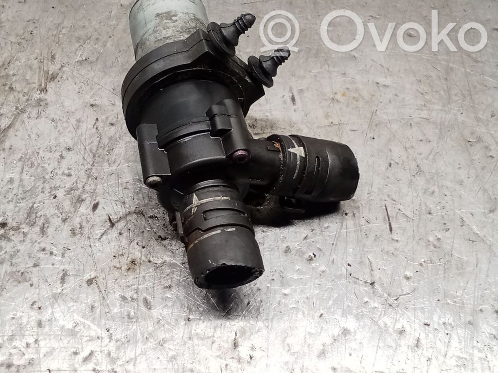 Pompe de circulation d'eau   078965561,0392020039