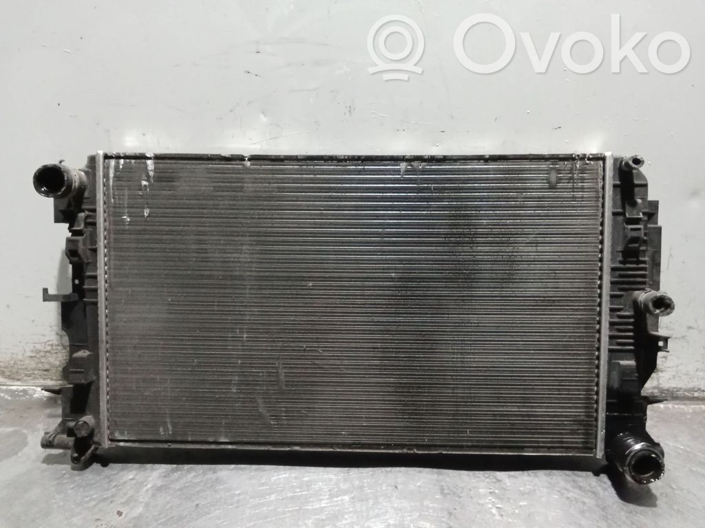 Mercedes-Benz Sprinter W906 Radiador del refrigerante 