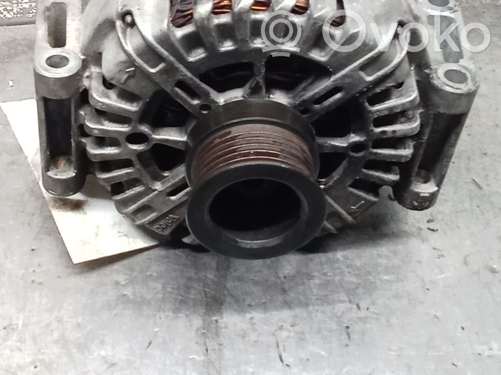 Mercedes-Benz Sprinter W906 Alternador 