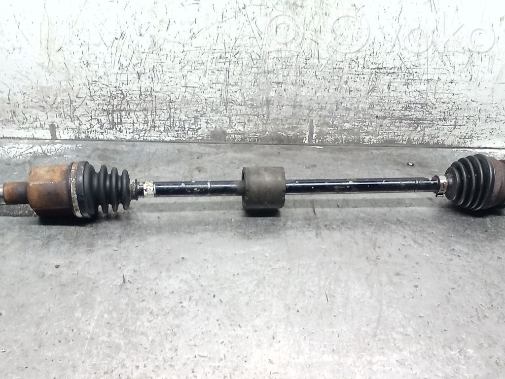 Priekšējā pusass   12G