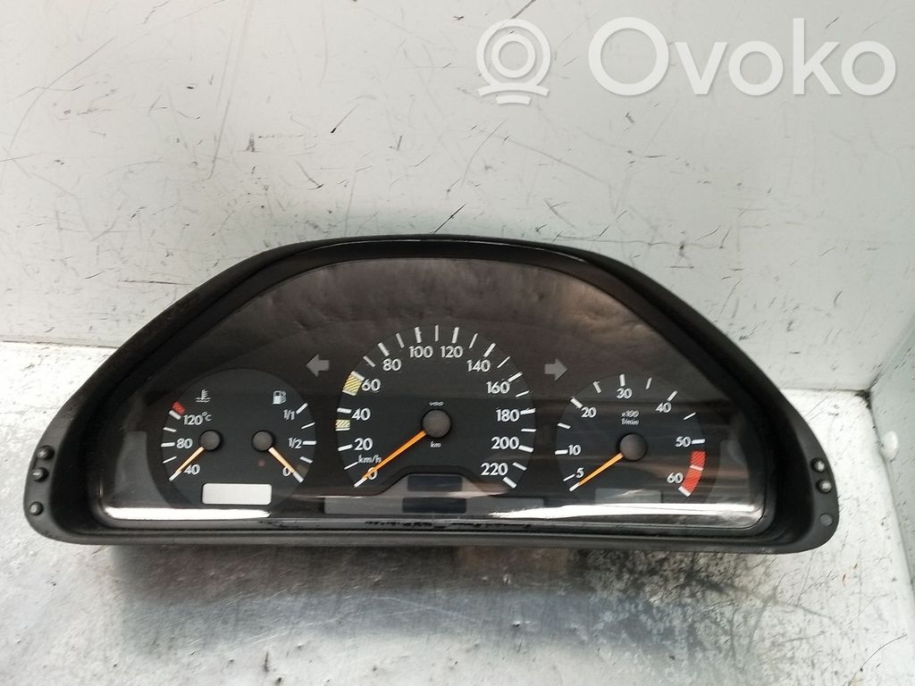 Mercedes-Benz E W210 Speedometer (instrument cluster) 