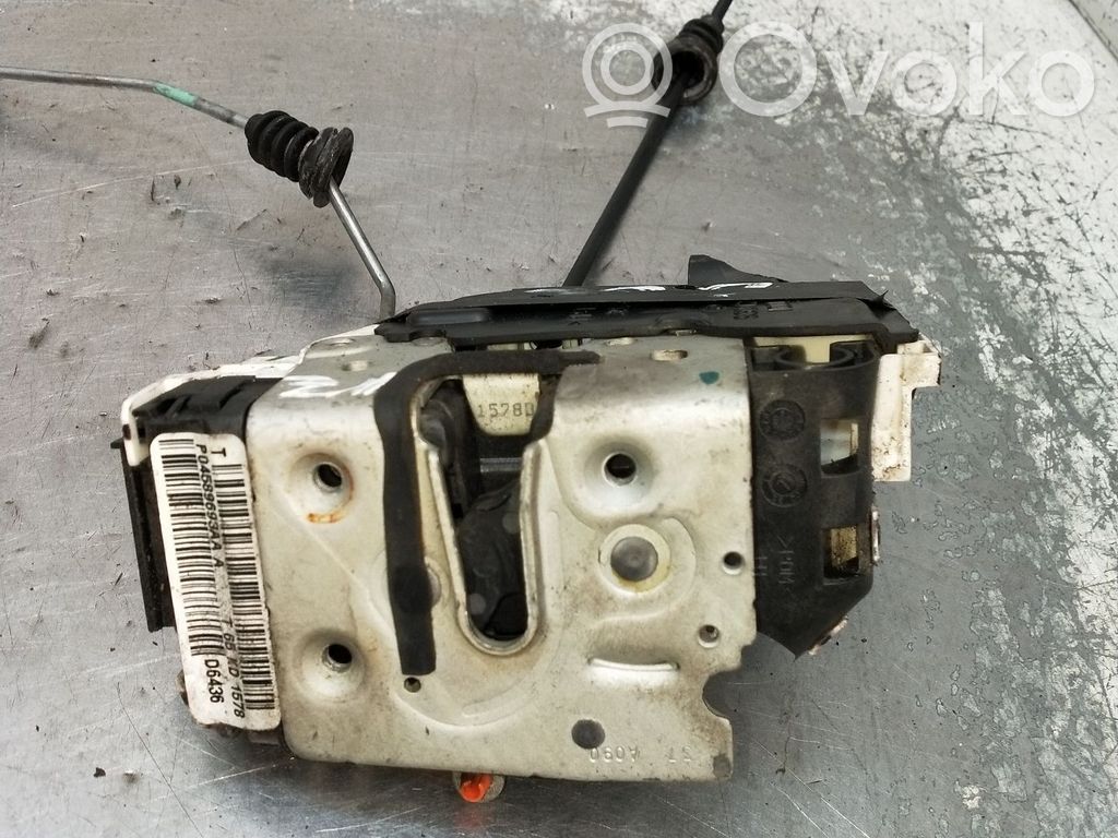 Dodge Journey Etuoven lukon moottori 
