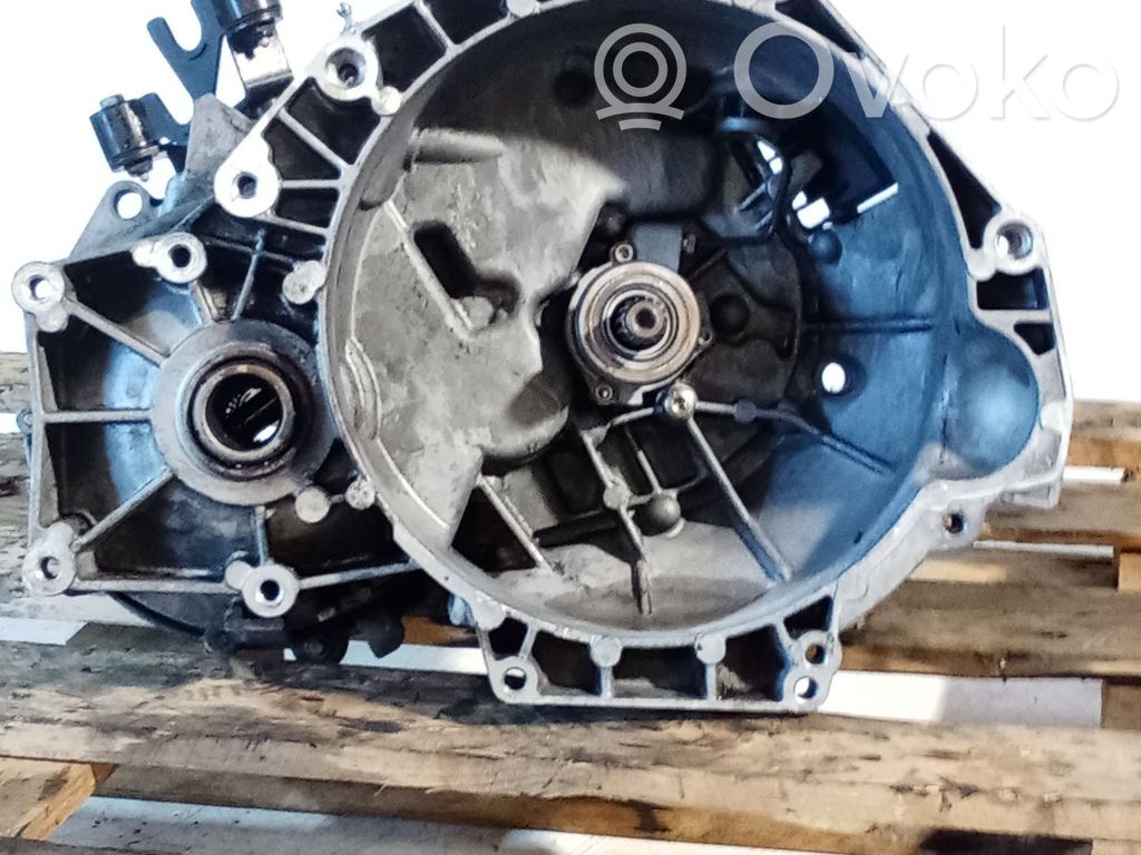 Saab 9-3 Ver2 Manualna 5-biegowa skrzynia biegów 