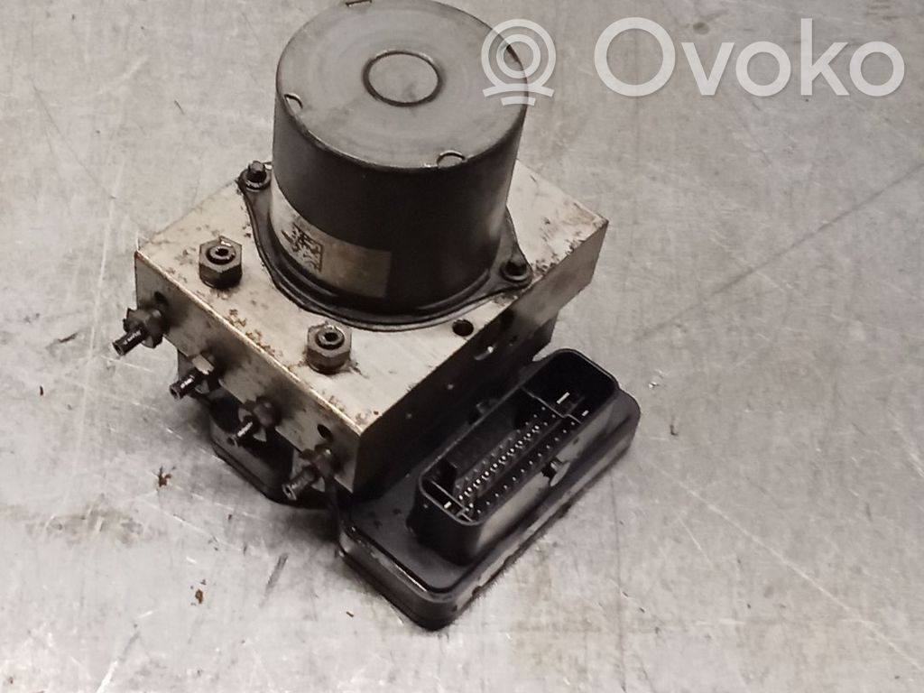 Mercedes-Benz Sprinter W906 ABS Pump 