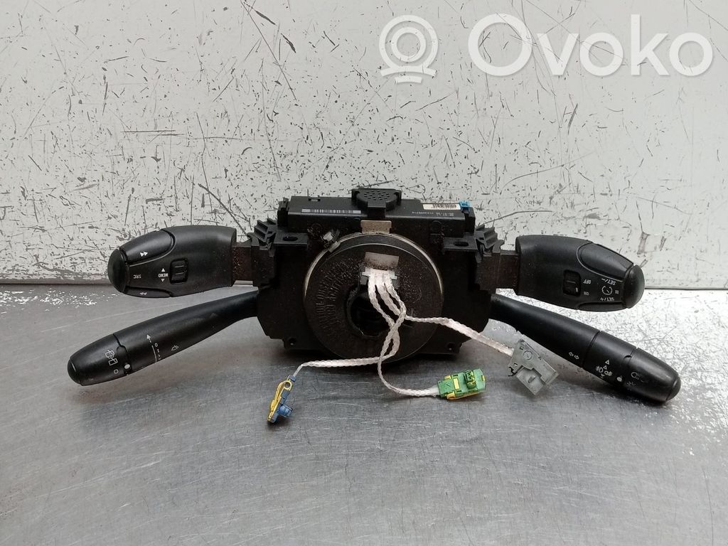 Panel lighting control switch   96574701XT