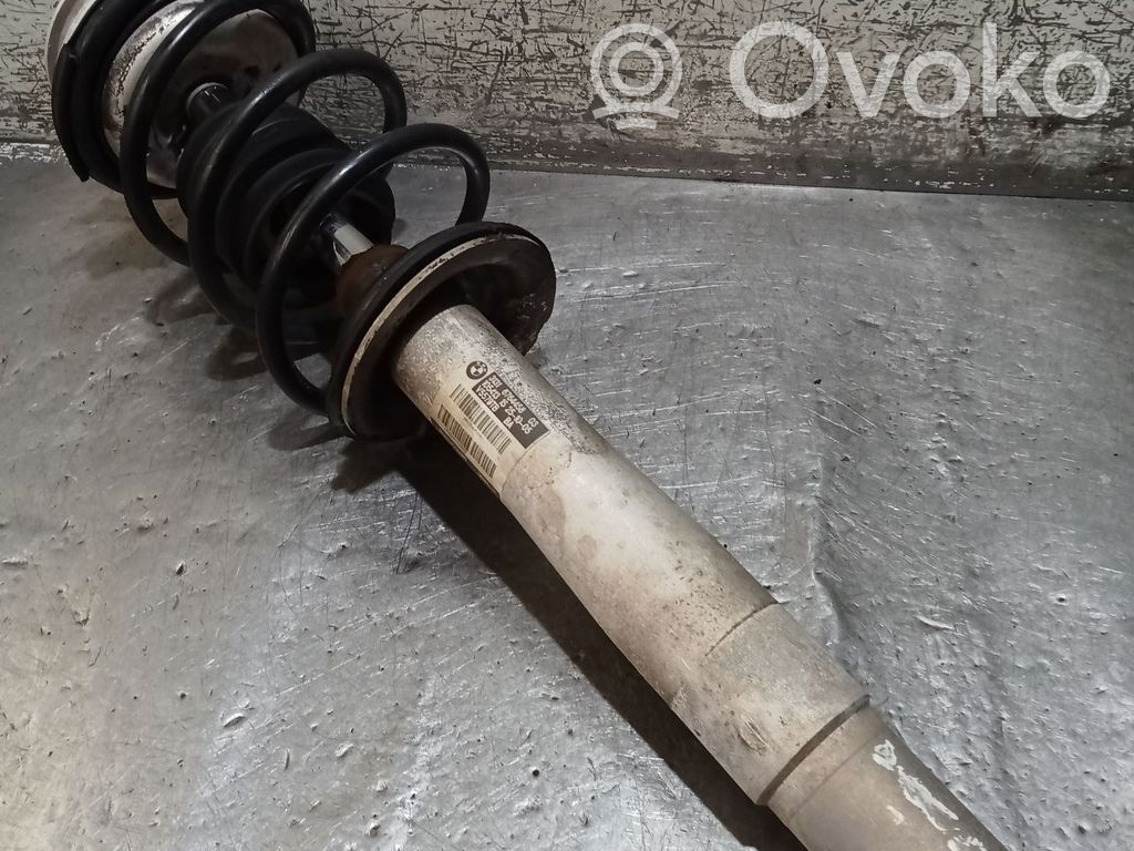 BMW 5 E60 E61 Priekinis amortizatorius su spyruokle 