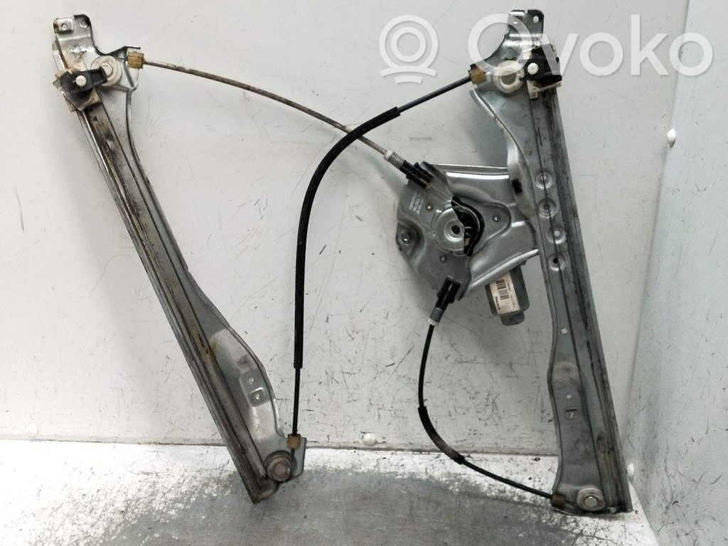 Renault Clio IV Alzacristalli elettrico della portiera anteriore