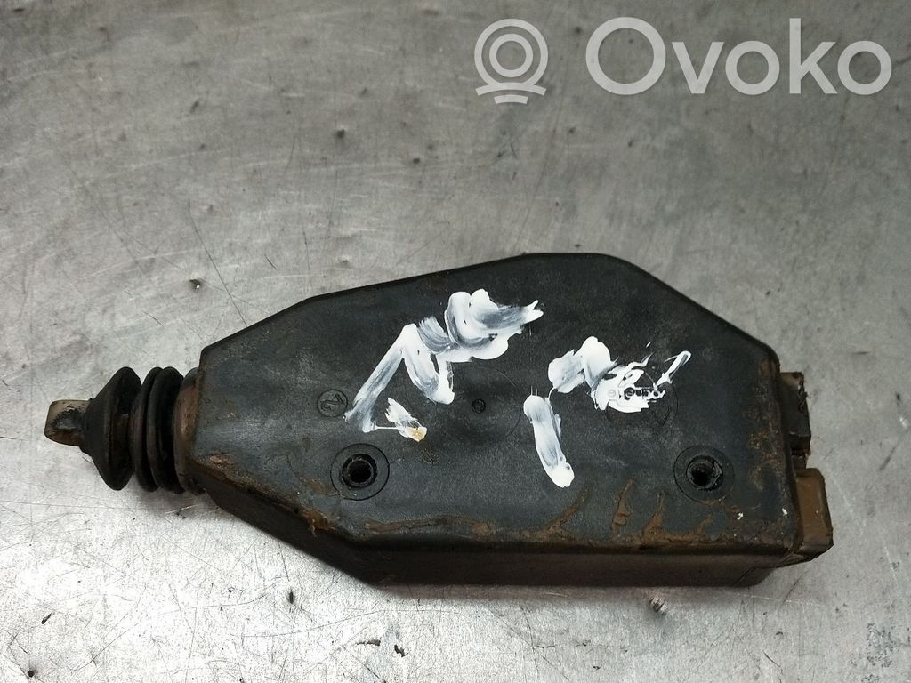 Motor de cierre de puerta trasera