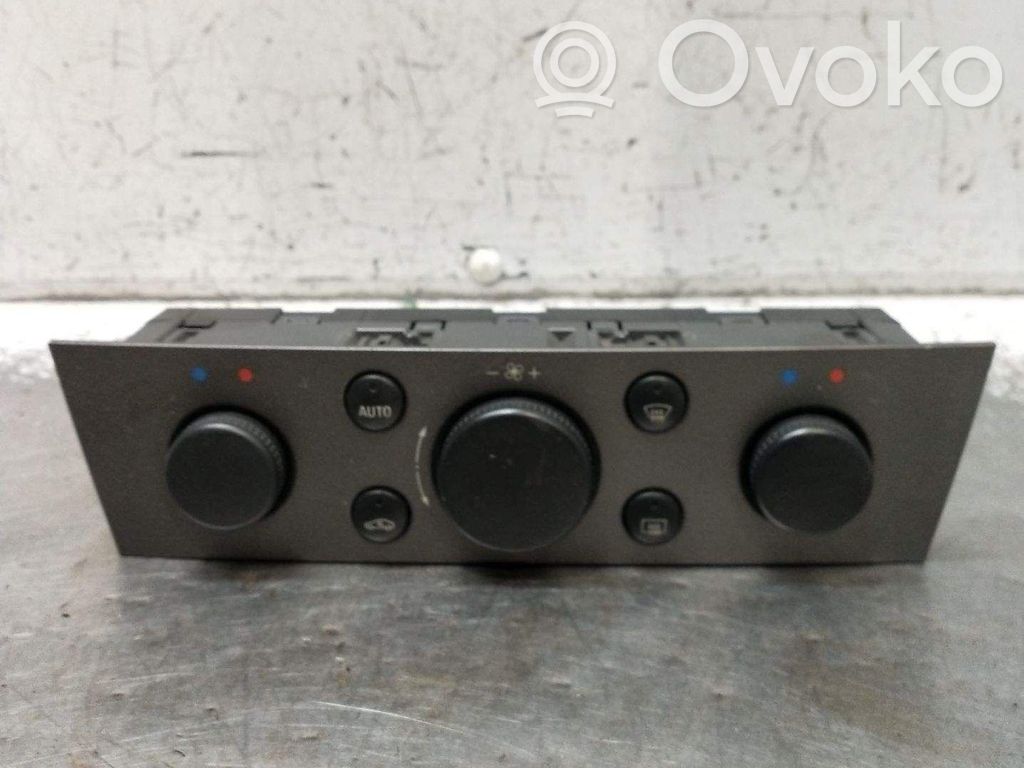Opel Vectra C Air conditioner control unit module 