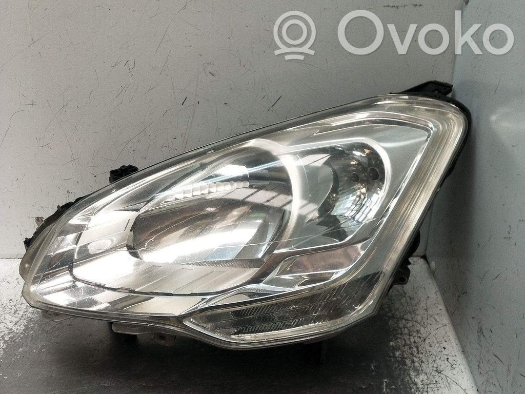Peugeot Partner Faro/fanale