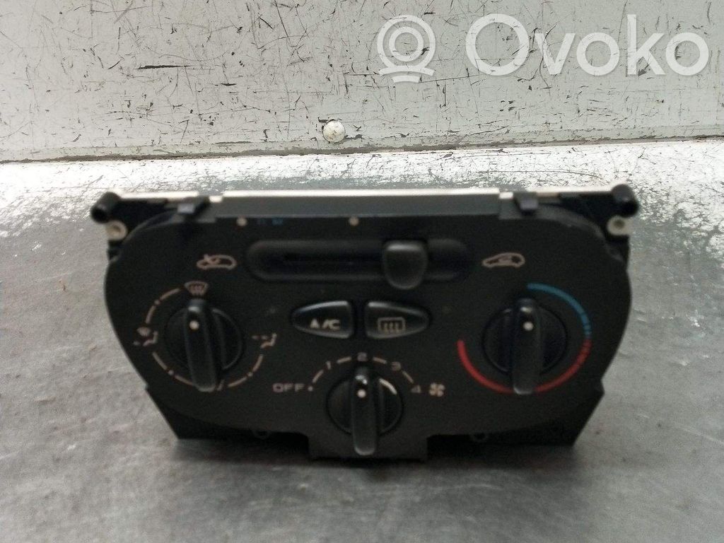 Air conditioner control unit module   1068901