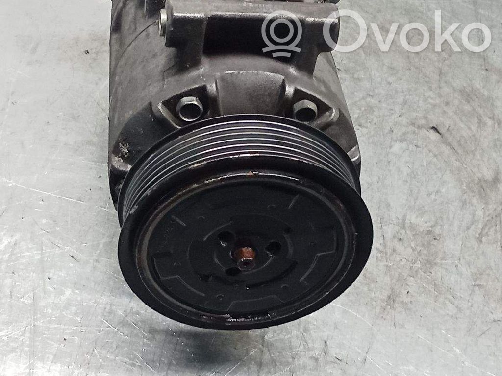 Audi A4 S4 B6 8E 8H Ilmastointilaitteen kompressorin pumppu (A/C) 