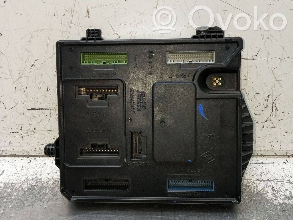 Autres unités de commande / modules   284B15472R