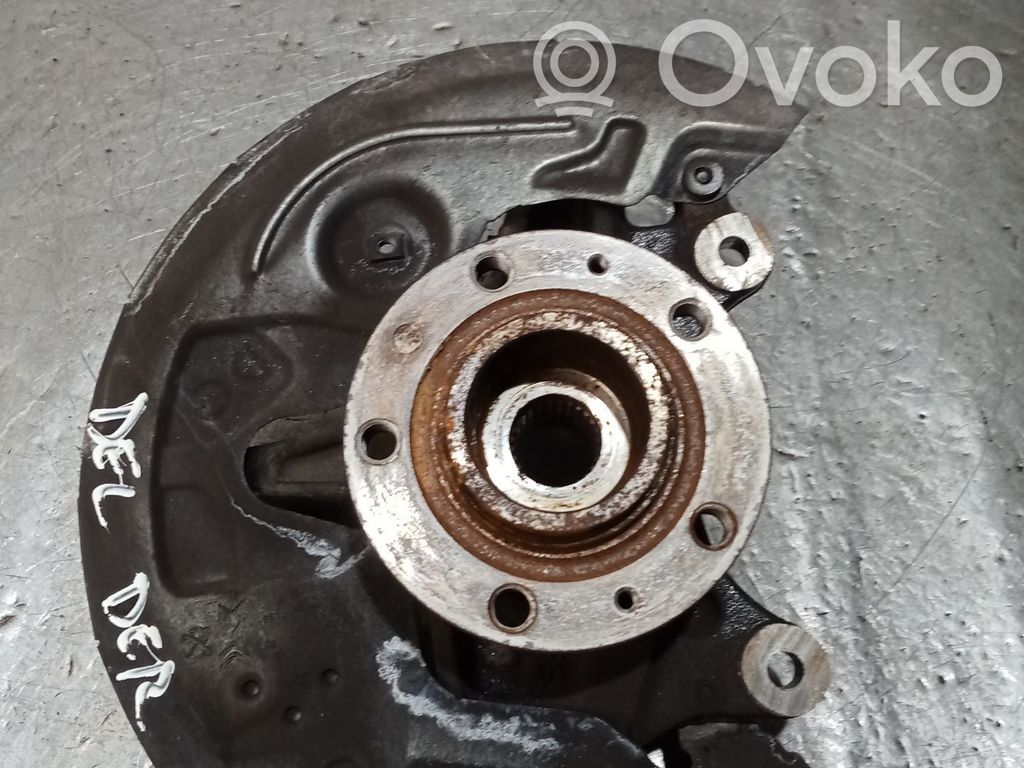 Achsschenkel vorne   15DCI