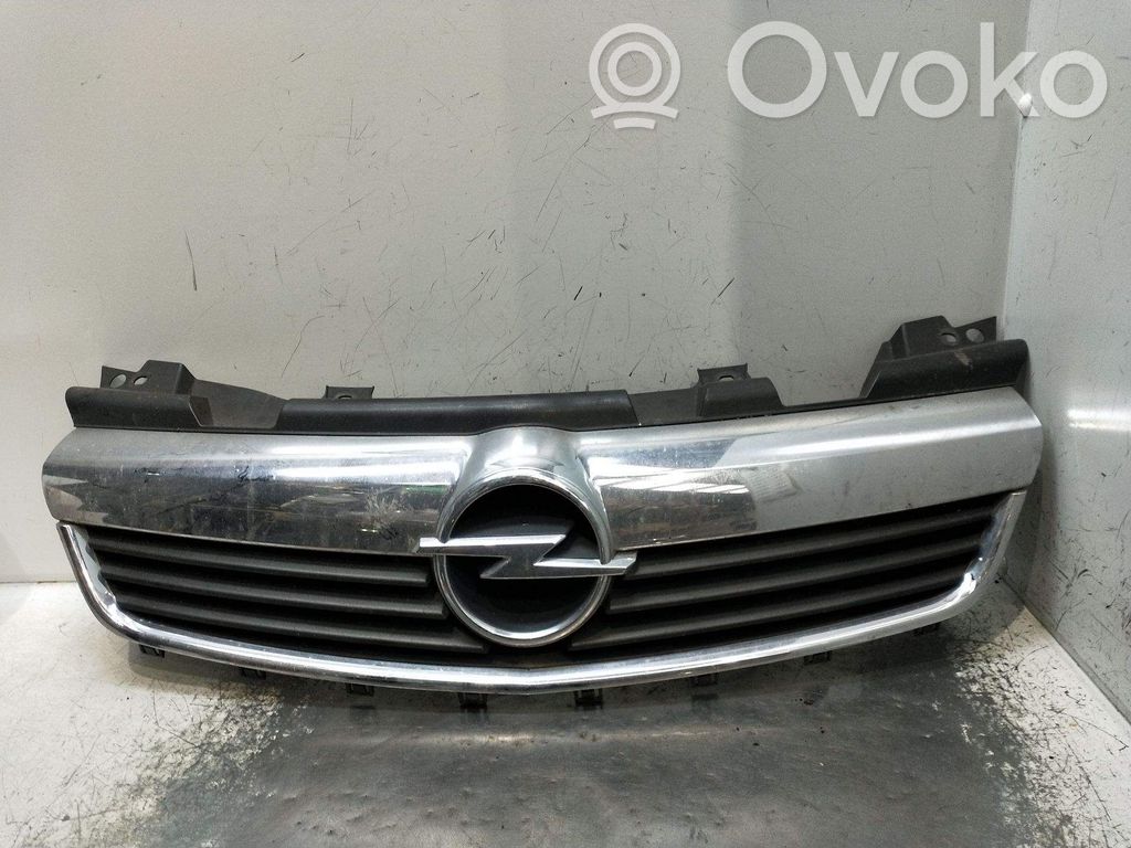 Opel Zafira B Atrapa chłodnicy / Grill