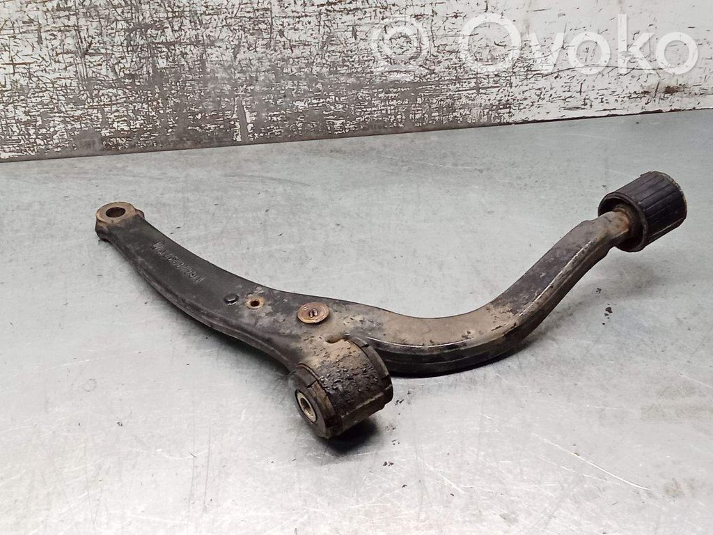 Peugeot 607 Braccio di controllo sospensione anteriore