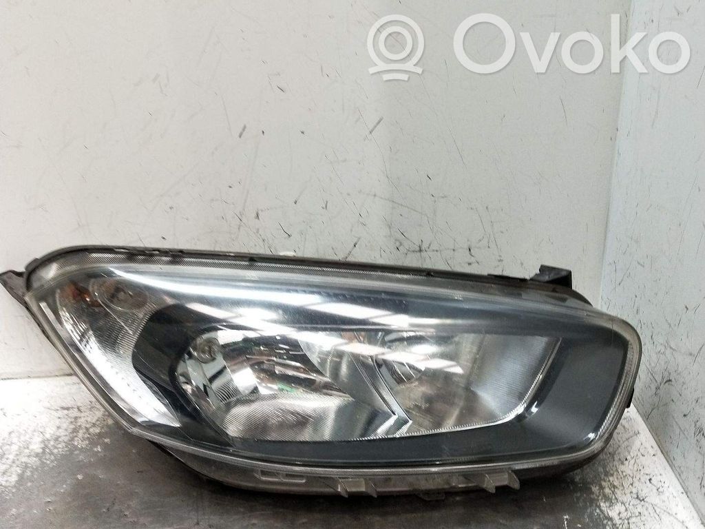 Ford Transit Courier Headlight/headlamp 