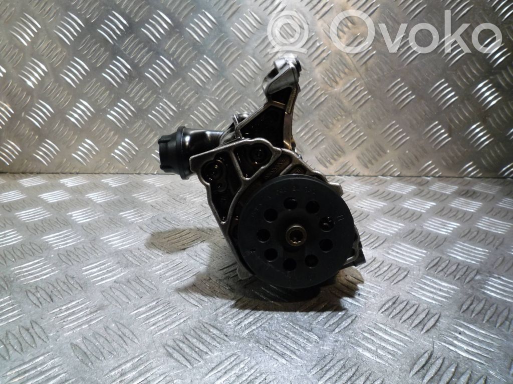 Audi A6 S6 C7 4G Oil pump 
