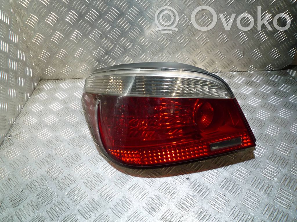 Rear/tail lights   15823703,6923305