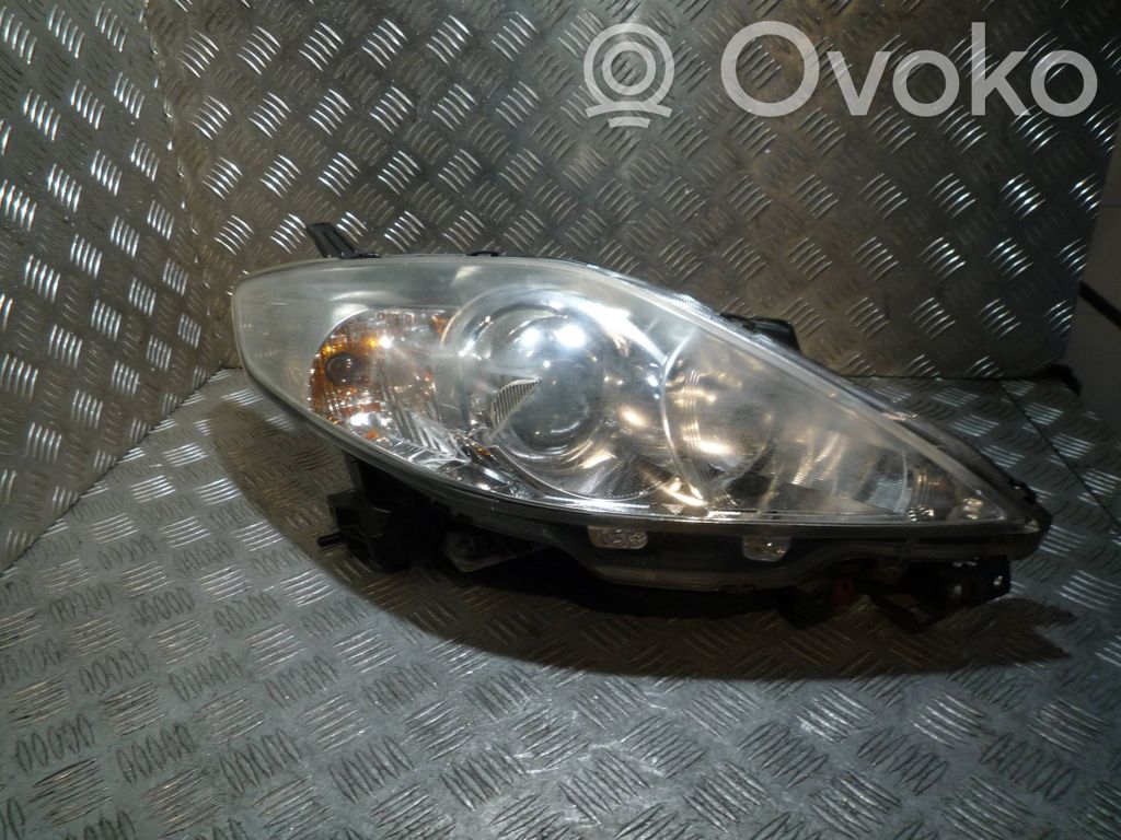 Headlight/headlamp   P4998R,K2AA2