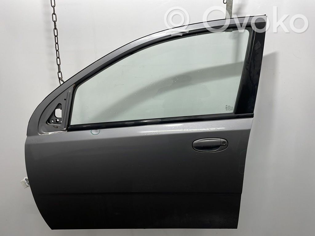 Priekinės durys   96897589
