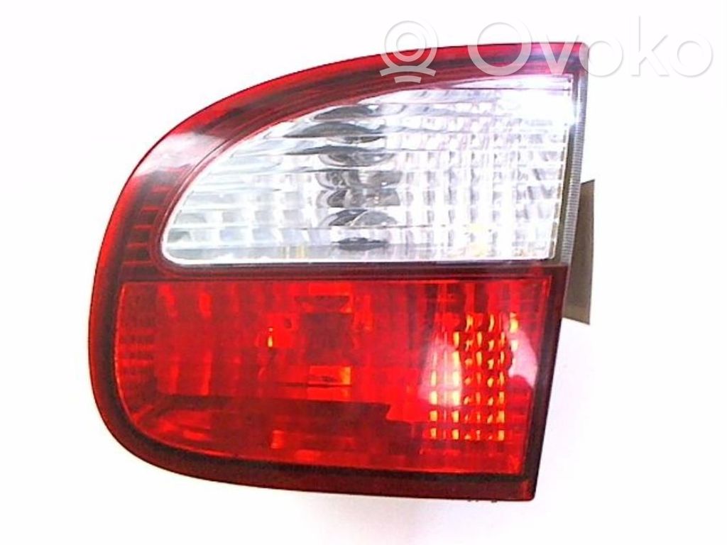Daewoo Lanos Tailgate rear/tail lights 
