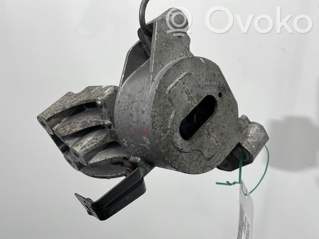 Engine mount bracket   51934517