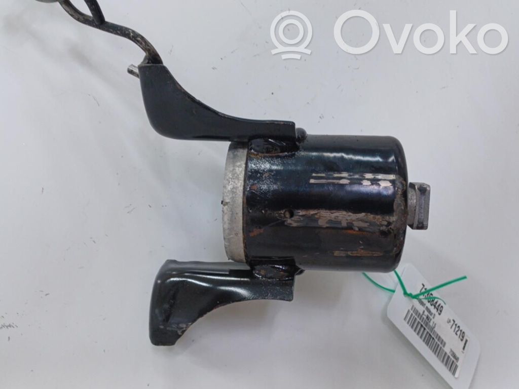 Engine mount bracket   1872093