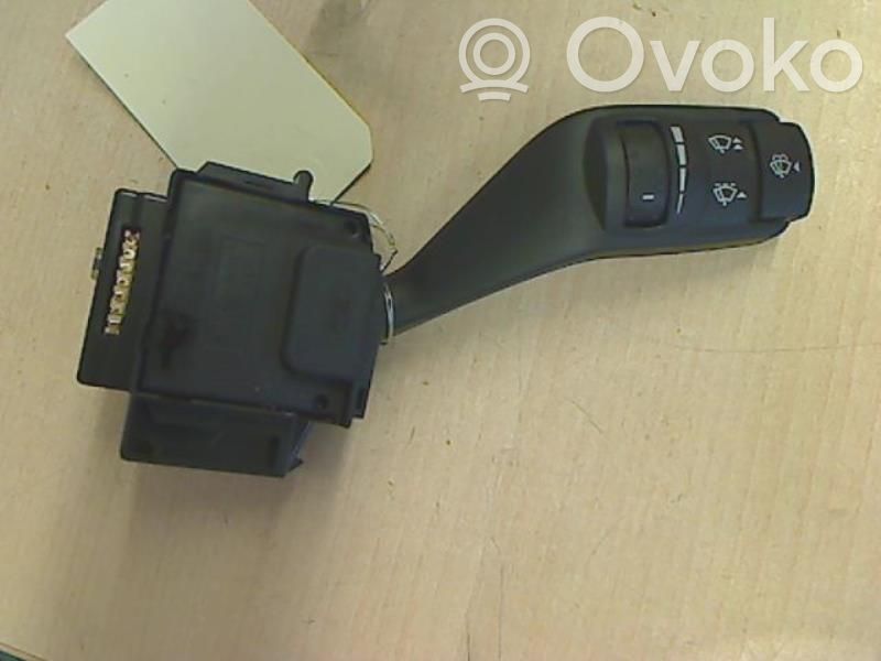 Ford C-MAX I Valytuvų rankenėlė 