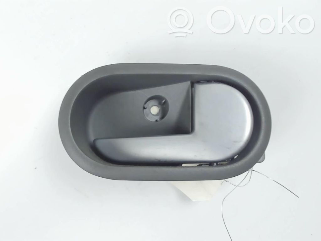 Manecilla interna puerta trasera   1220157