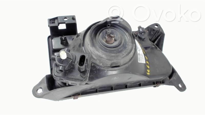 Phare frontale   KK11C51040